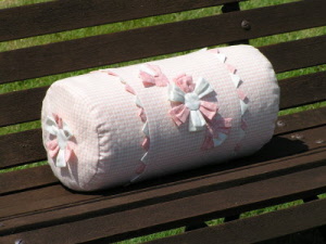 Lee's Bolster Cushion