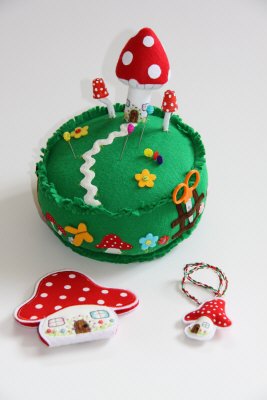Toadstool Pincushion with Extras